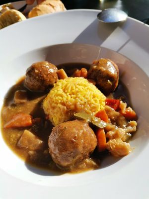 Vegan meatballs at La Veganesa in Cadiz