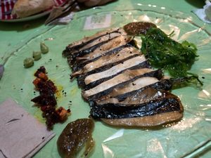 Fish de setas, wakame y soja at La Veganesa in Cadiz