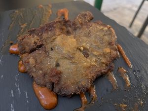 Kentucky delicacies with homemade apricot ketchup  at La Veganesa in Cadiz