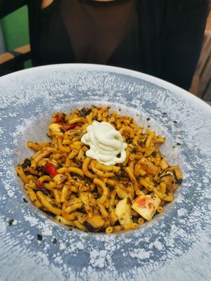 Fideua con gambas - fideua with shrimp at La Veganesa in Cadiz