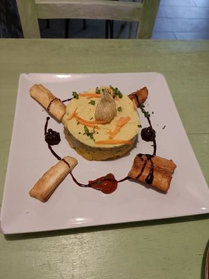 Peruvian Salat at La Veganesa in Cadiz