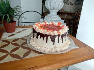 Tarta de chocolate y papaya at La Veganesa in Cadiz