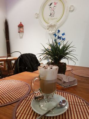 Cappucino at La Veganesa in Cadiz