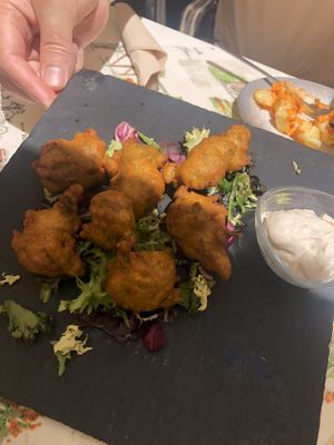 Seaweed fritters  at La Veganesa in Cadiz