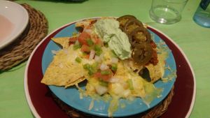 Nachos con queso vegano at La Veganesa in Cadiz