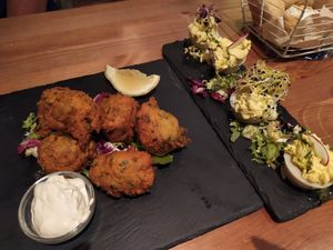 Buñuelos y "huevos" rellenos at La Veganesa in Cadiz
