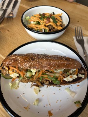 Banh Mi & Jack’s Bowl  at Wild & The Moon - Wild Lab Gravilliers in Paris