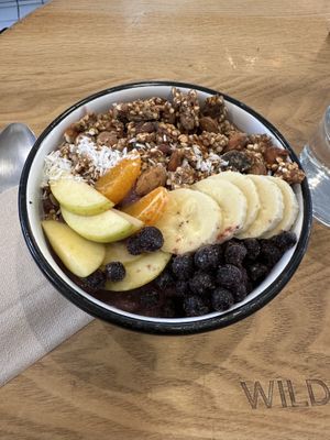 Açai   at Wild & The Moon - Wild Lab Gravilliers in Paris