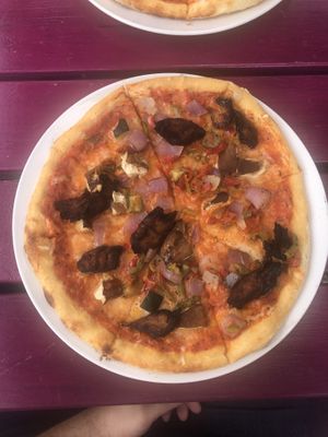 ‘Hebog’ pizza (I think)  at Glaslyn in Beddgerlet