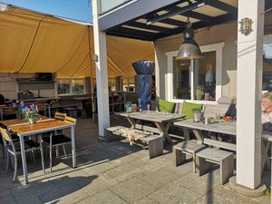 Porch at Natuurlijk in Egmond Aan Zee