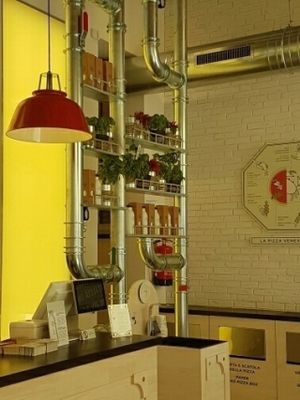 Inside at Bella&Brava in Venice