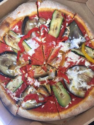 Pizza vegetariana  at Bella&Brava in Venice