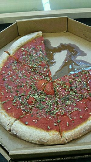 pizza marinara  at Bella&Brava in Venice