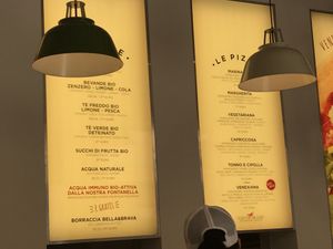 Menu written in English and Italian  at Bella&Brava in Venice