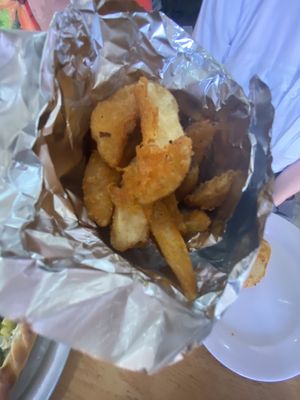 Papas gajo 10/10  at Veggino's Pizza in Mexico City