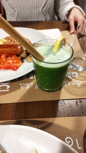 Green juice at Sementis in Pietrasanta