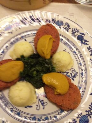 Arrosti at Sementis in Pietrasanta