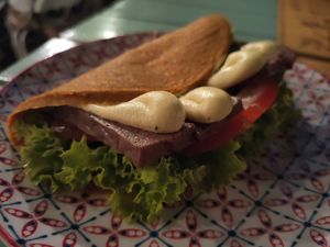Raw taco with tempeh at Sementis in Pietrasanta