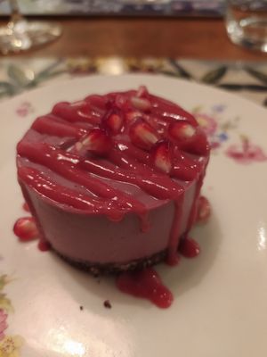 Cheesecake al melograno at Sementis in Pietrasanta