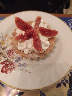 Crostatina alla frutta at Sementis in Pietrasanta