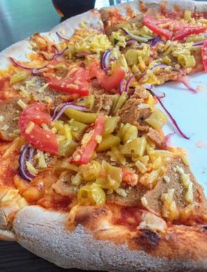 Vegane Pizza mit Dönerseitan
❤❤❤ at Rosin's Imbiss in Lindau