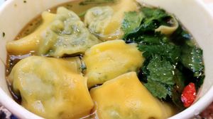 Wonton soup at Blissful Station in Box Hill