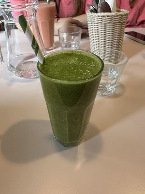 Tahiti Kicks  at Hula Juice Cafe in Edinburgh