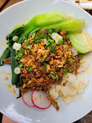 Vegan bowl at Cozymazu in Berlin