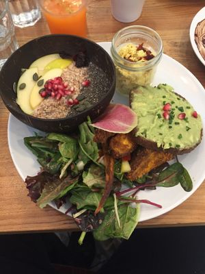 Sunday brunch  at Kitchen Garden in Bordeaux