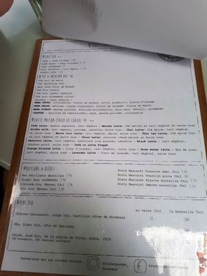 Large choice of drinks at Kitchen Garden in Bordeaux