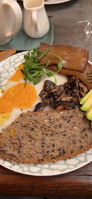 The Fried “Vegg” Morning. Vegan fried egg, seitan bacon, mushrooms and “toast"  at The Sister in Brussels