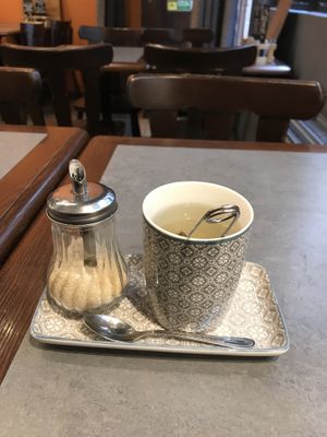 Tisane @ The Sister, Brussels  at The Sister in Brussels