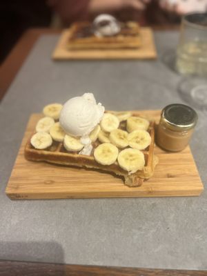 Peanut Foster  at The Sister in Brussels