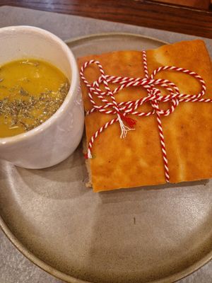  at The Sister in Brussels