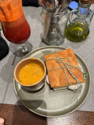   at The Sister in Brussels