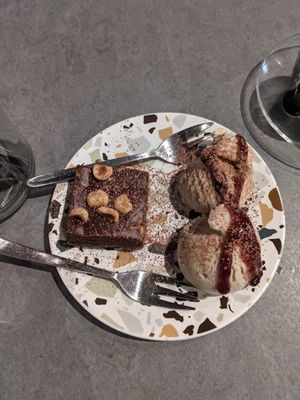 Chocolate hazelnut raw cake at The Sister in Brussels