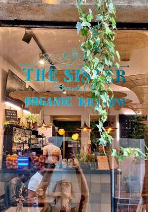 healthy food at The Sister in Brussels