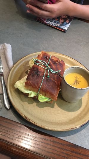 Vegan forever and ever focaccia with veggie soup at The Sister in Brussels