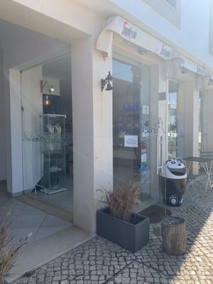 Outsidee  at Gelateria Alice in Sagres