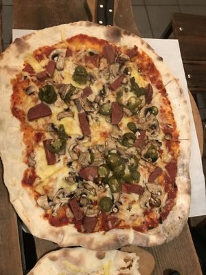 Vegan pizza at Pizza Loft in Krakow