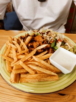Jackfruit gyros plate at Eletkert - Garden Life in Szombathely