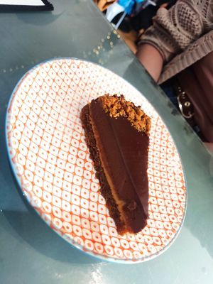 Biscoff cake at Rose & Grant's in Glasgow