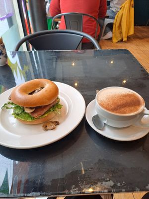 Ultimate vegan bagel and chai latte at Rose & Grant's in Glasgow