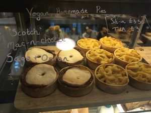 Vegan Scotch pies & vegan macaroni pies at Rose & Grant's in Glasgow
