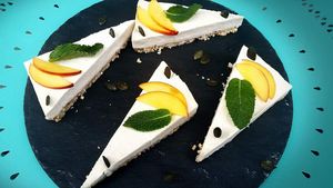 raw lemon cashew cake at Marae - Kaffee & Zauberei in Luebeck