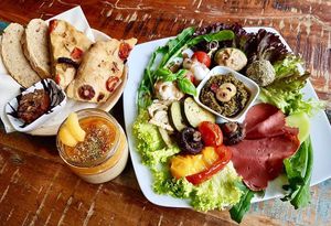 food plate at Marae - Kaffee & Zauberei in Luebeck