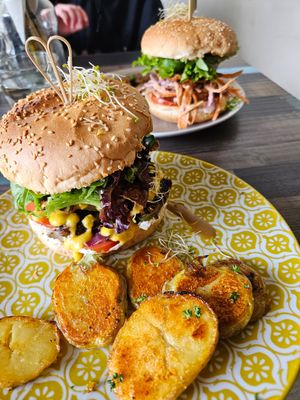  at Particle Cafe in Avondale Heights