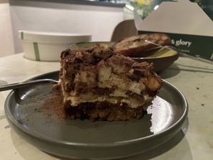 Caramel tiramisu 😡 at Stem & Glory in Cambridge