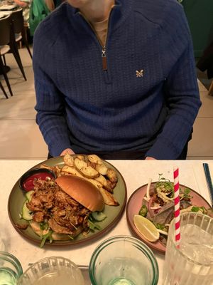 Pulled "pork" bun and tacos at Stem & Glory in Cambridge