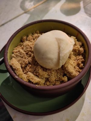 Summer fruits crumble at Stem & Glory in Cambridge